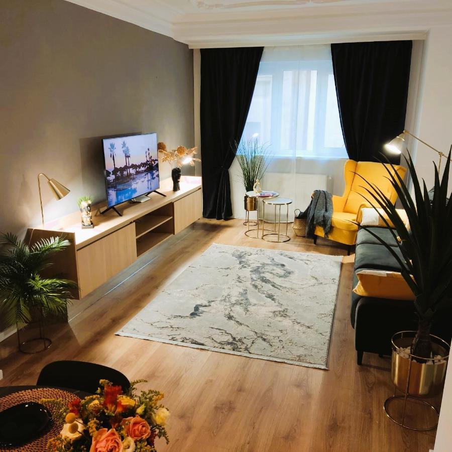Historical Center By 4El Apartment Bucureşti Ngoại thất bức ảnh